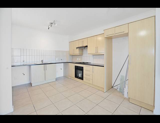 2 BEDROOM APARTMENT SOLD IN CENTURY CITY